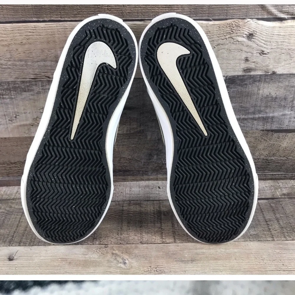 Nike SB - Picture 2 of 2